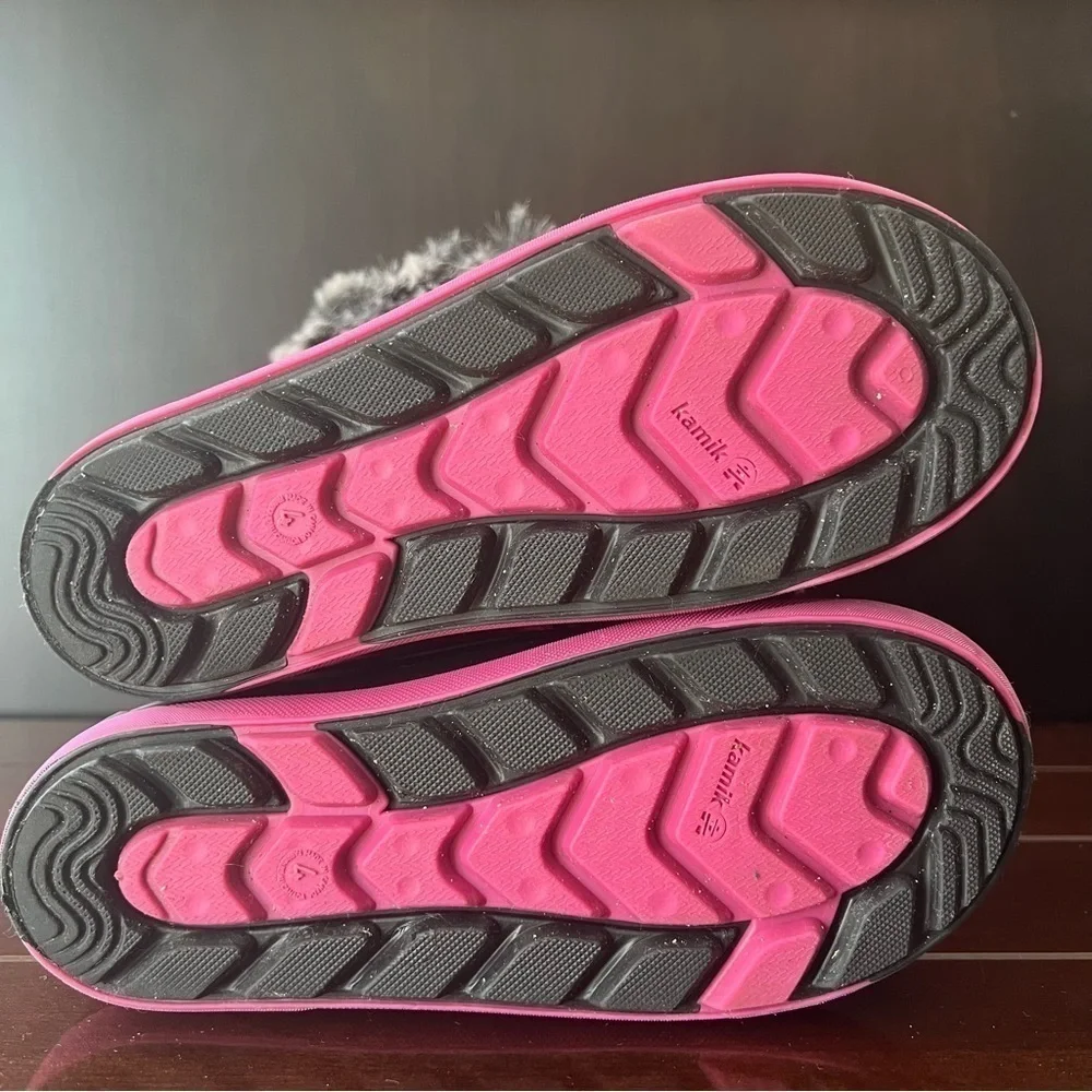 Kamik Youth Sz 4 Snow Boots Pink And Black With Faux Fur Edge Fleece Line